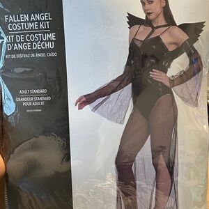 Fallen Angel Costume Kit with Wings